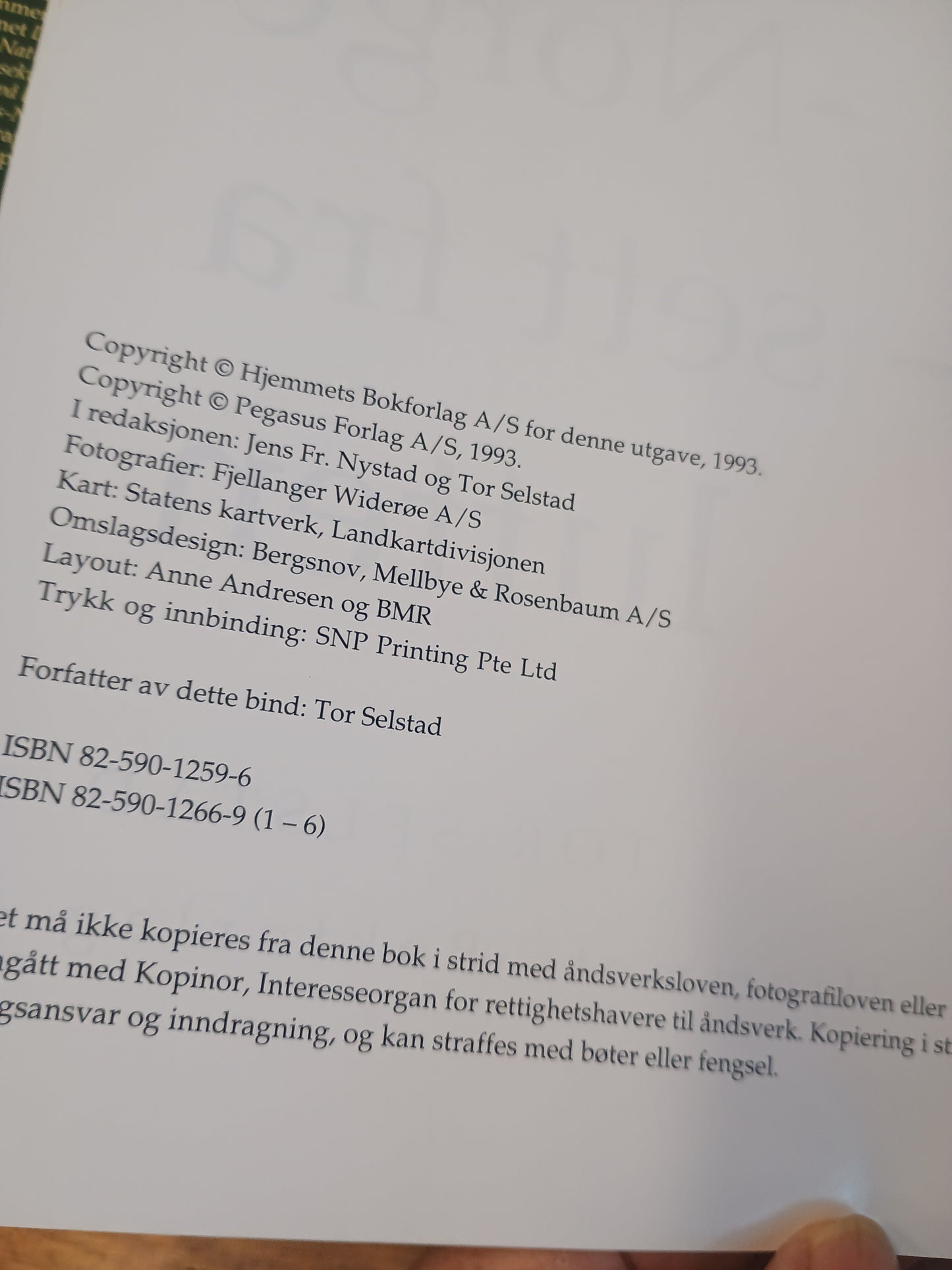 Innlands-Norge - sett fra luften, Tor Selstad