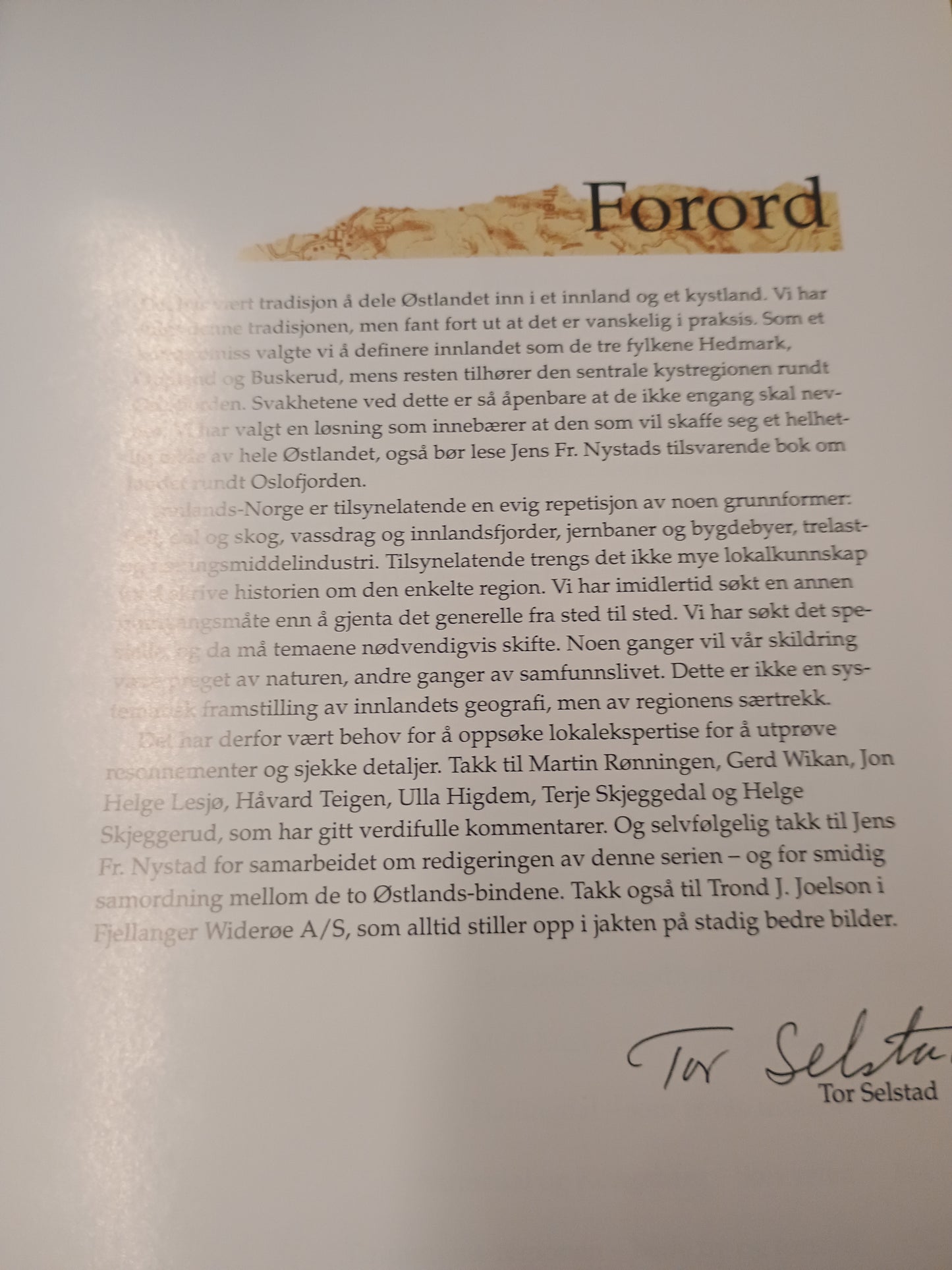 Innlands-Norge - sett fra luften, Tor Selstad
