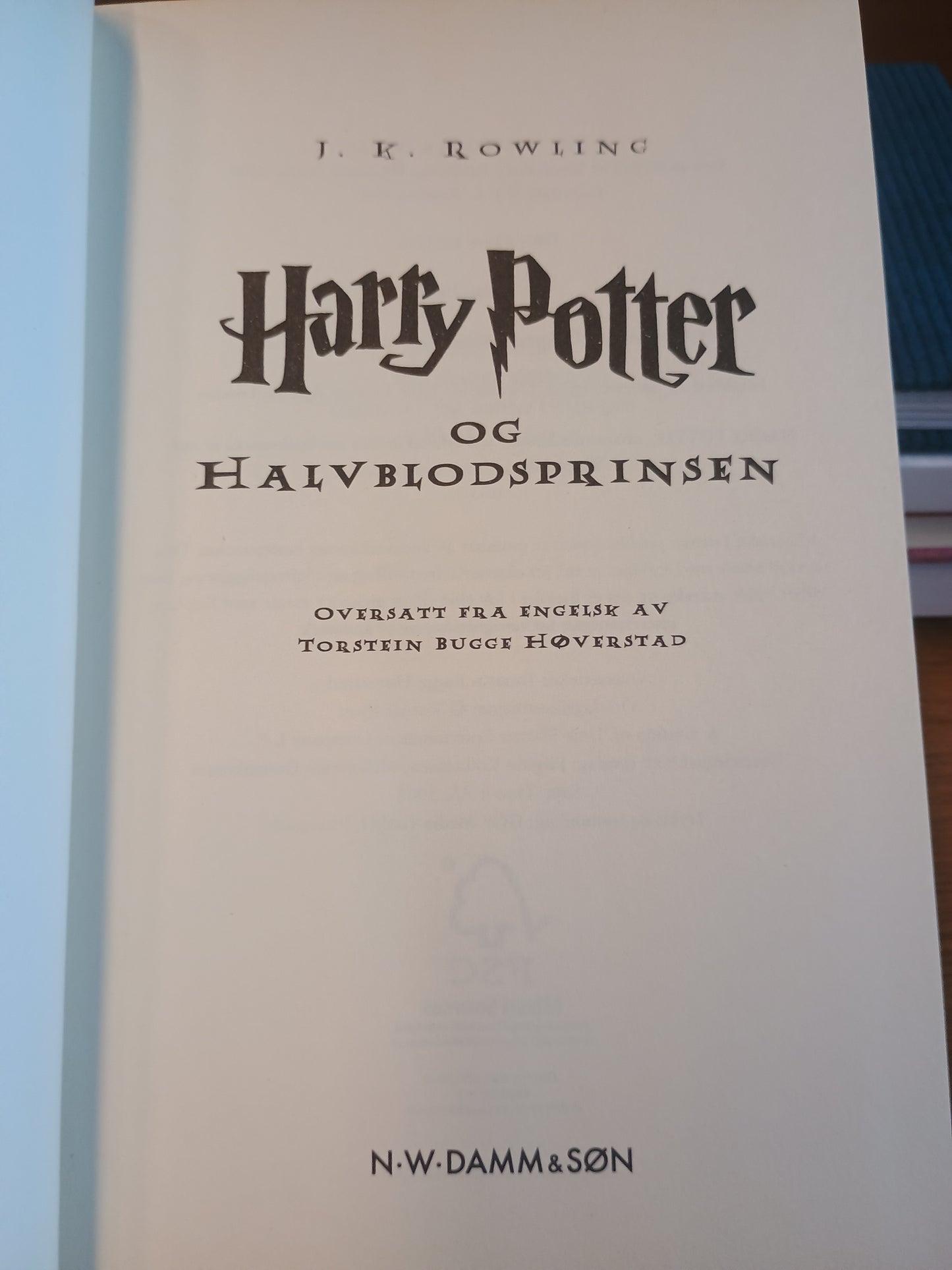 Harry Potter og Halvbrorsprinsen, J. K. Rowling