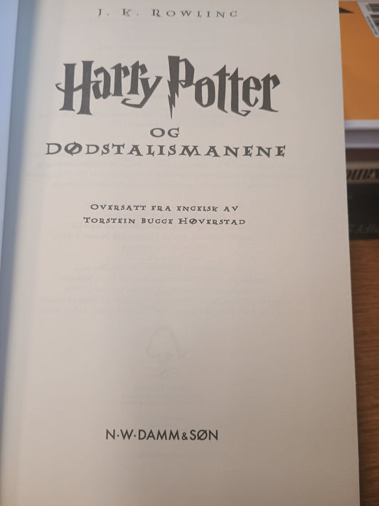 Harry Potter og Dødstalismanene, J. K. Rowling