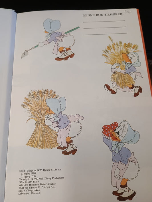 Bestemors små hjelpere, Walt Disney