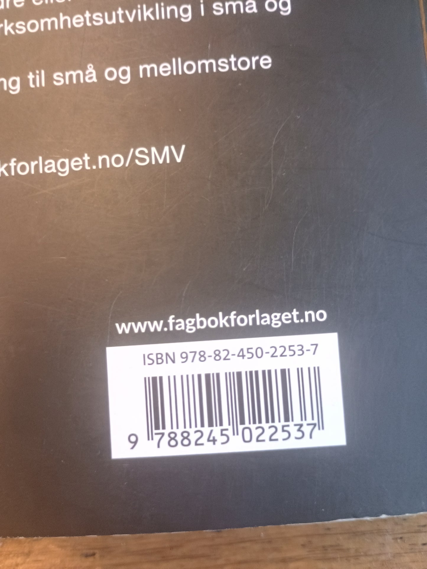 Ledelse i små og mellomstore virksomheter, M. Erichsen, F. Solberg, T. Stiklestad