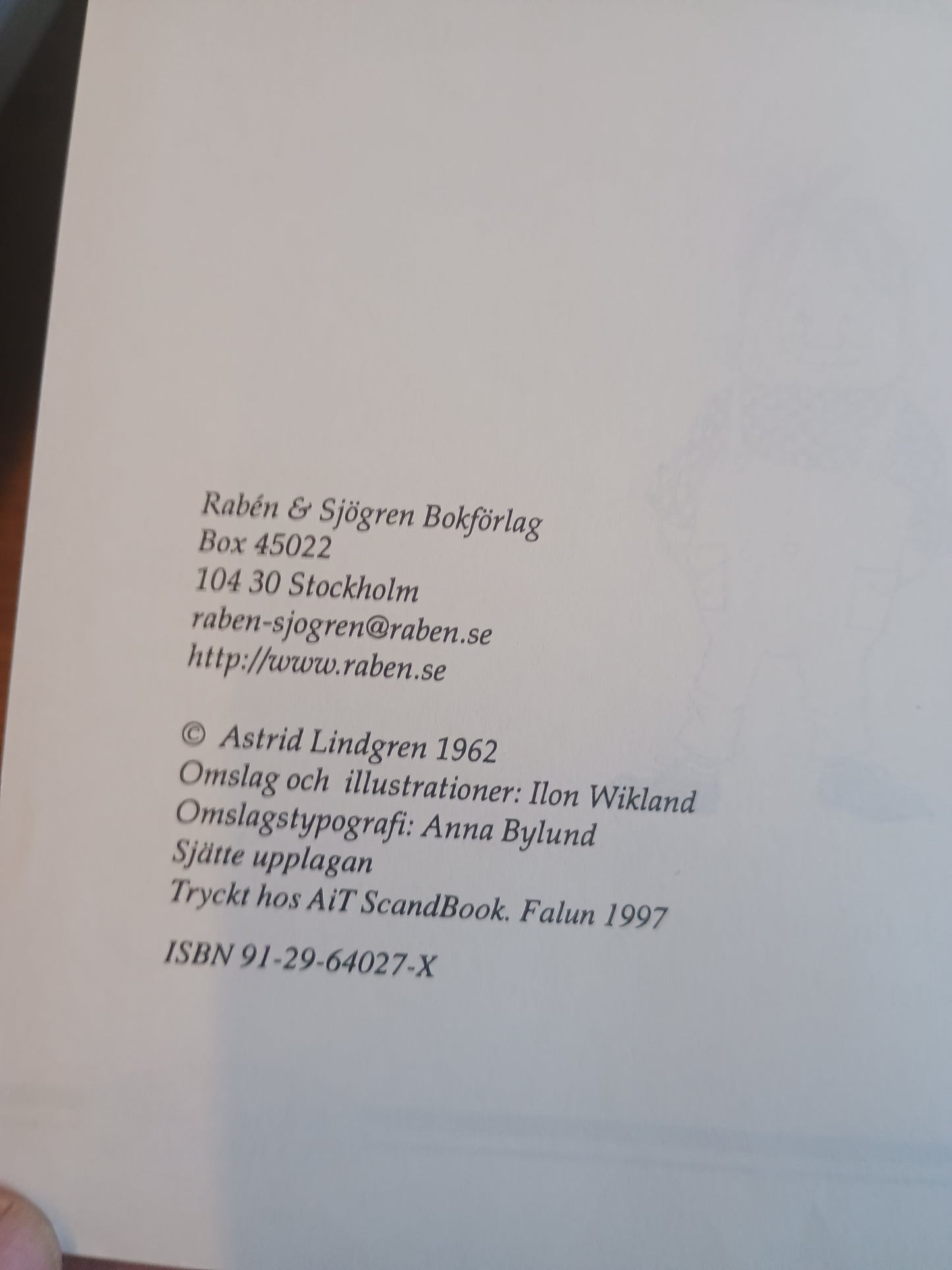 Karlsson på taket flyger igjen, svensk utgave av Astrid Lindgren
