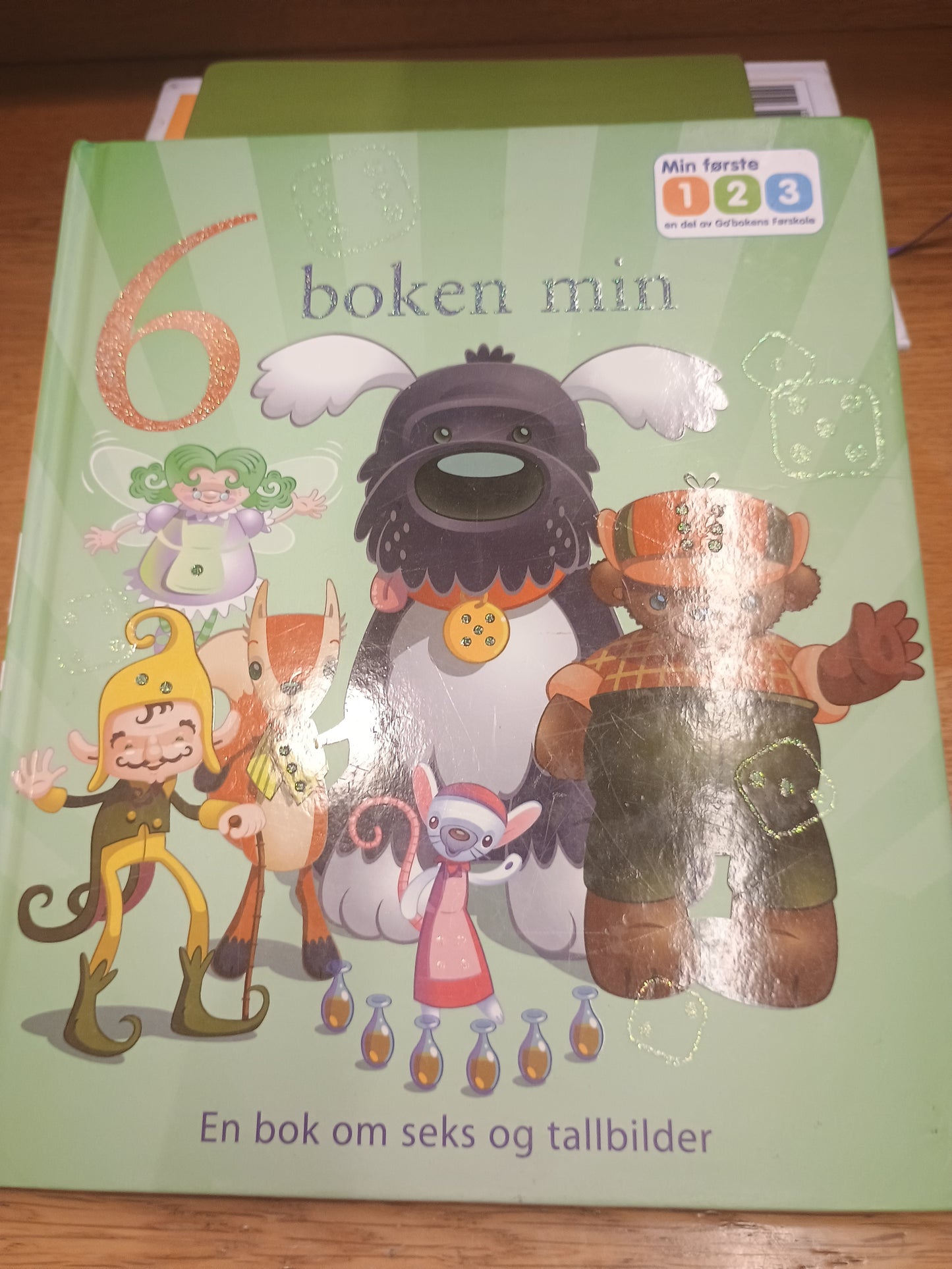 6 boken min, En bok om seks og tallbilder