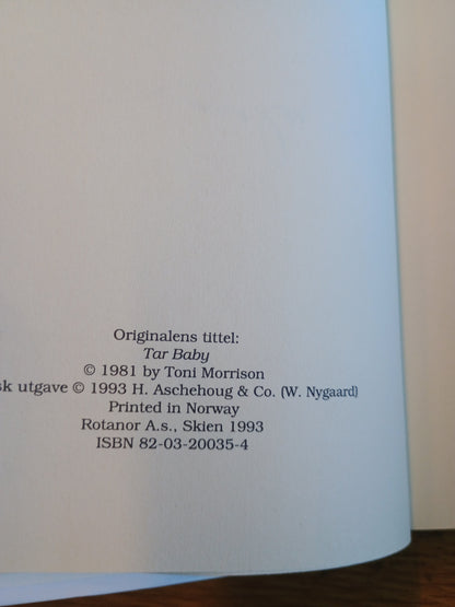 Dukke i bek, Toni Morrison