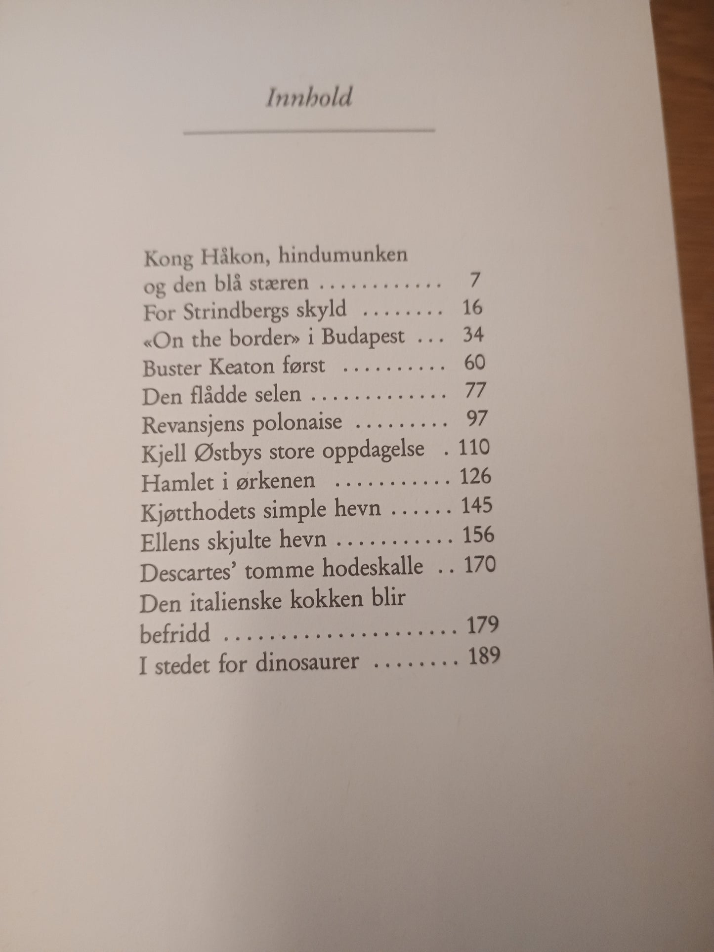 I stedet for dinosaurer, Tove Nilsen