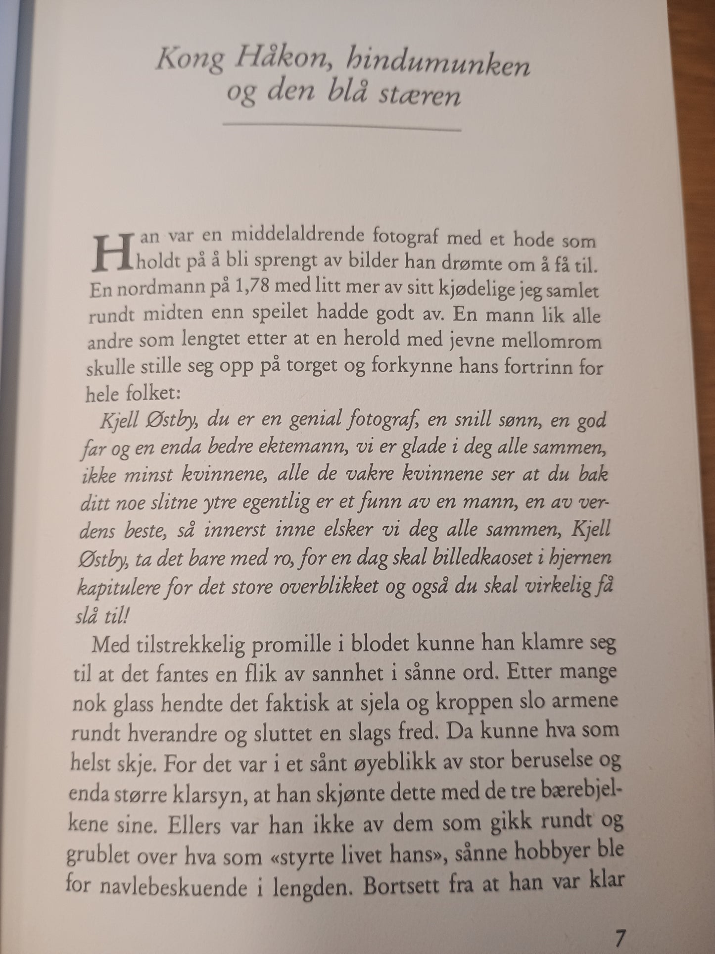 I stedet for dinosaurer, Tove Nilsen