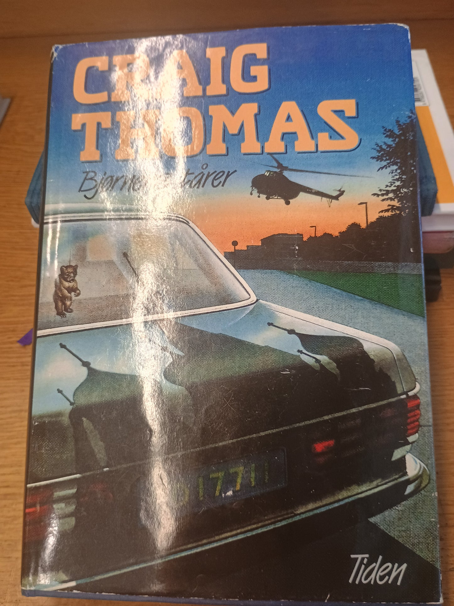 Bjørnens tårer, Craig Thomas