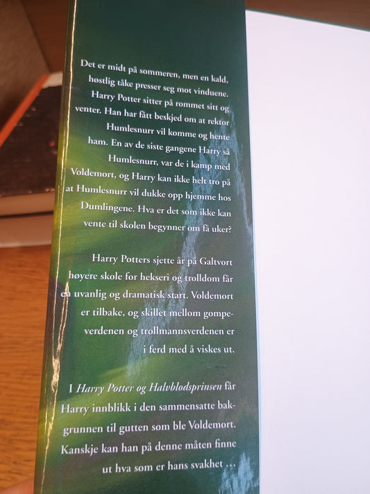 Harry Potter og Halvbrorsprinsen, J. K. Rowling