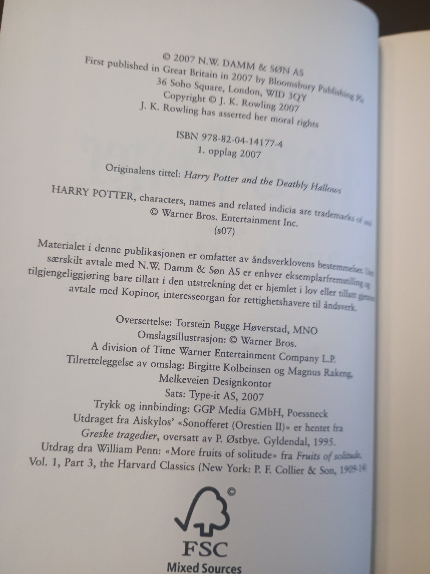 Harry Potter og Dødstalismanene, J. K. Rowling