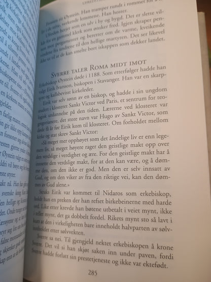 Historien om Norge, bok nr. 1, Det ligger et land, Karsten Alnæs