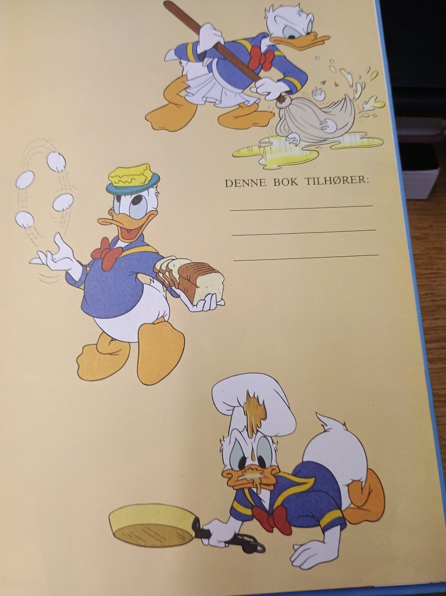 Donald går kjøkkenveien, Walt Disney