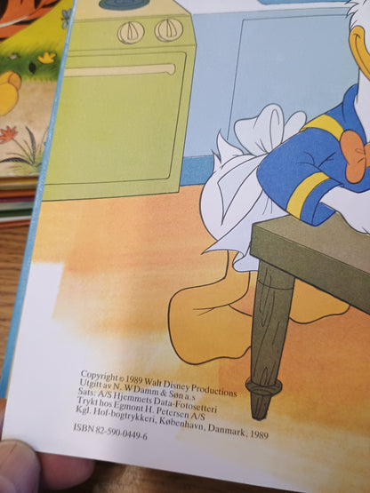 Donald går kjøkkenveien, Walt Disney
