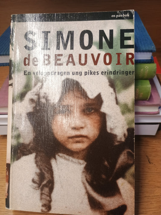En veloppdragen ung pikes erindringer, Simone de Beauvoir