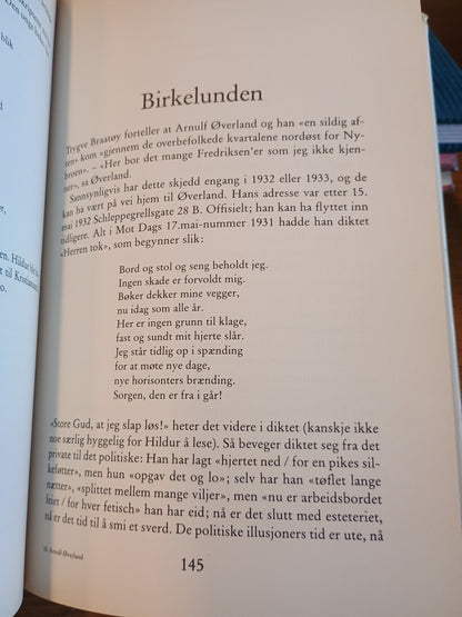 Arnulf Øverland, en biografi, Willy Dahl