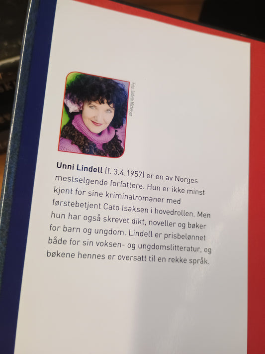 Måneorkesteret, Unni Lindell