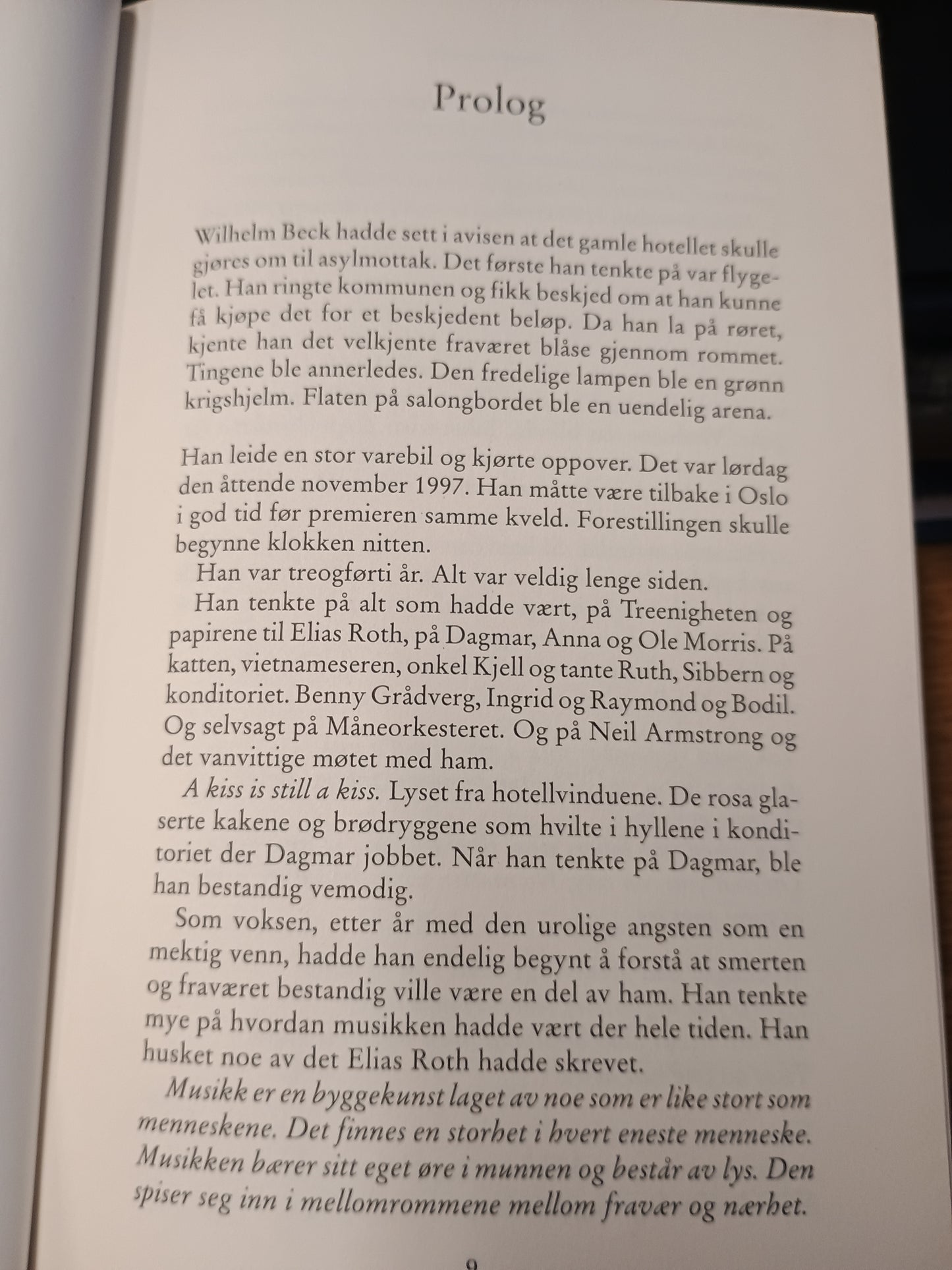 Måneorkesteret, Unni Lindell