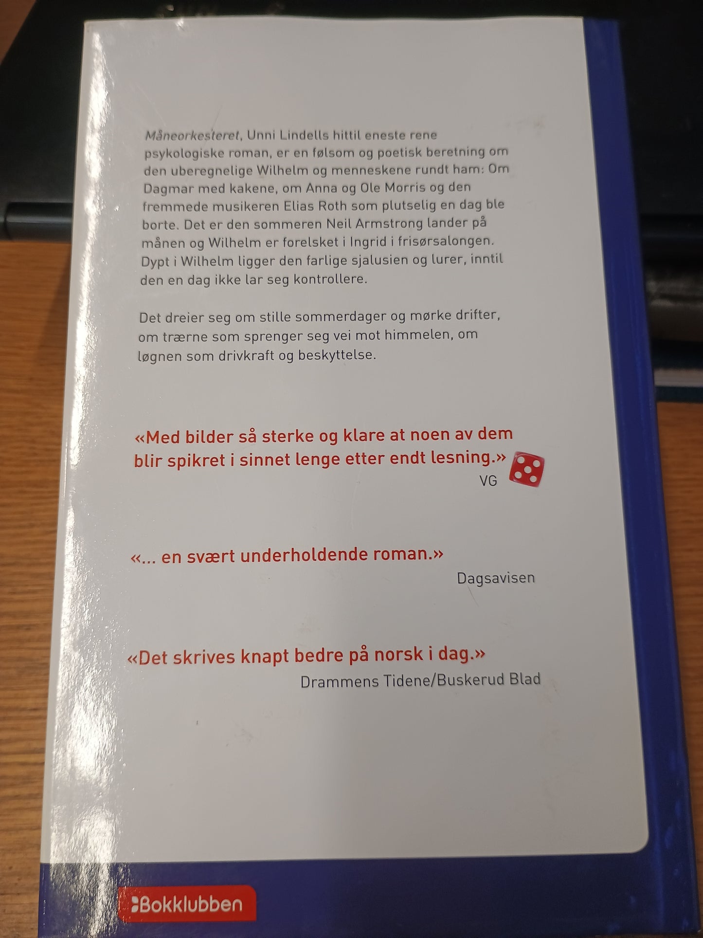 Måneorkesteret, Unni Lindell