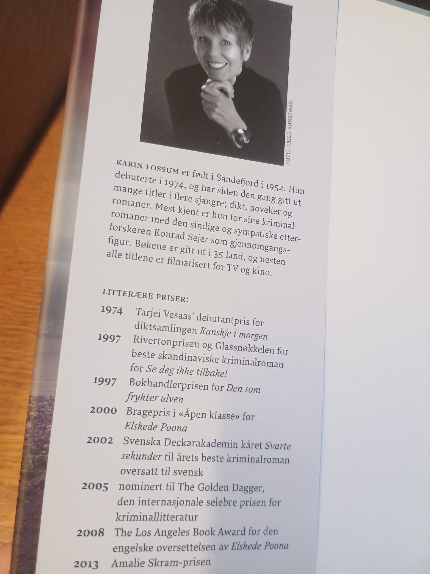 Hviskeren, Karin Fossum