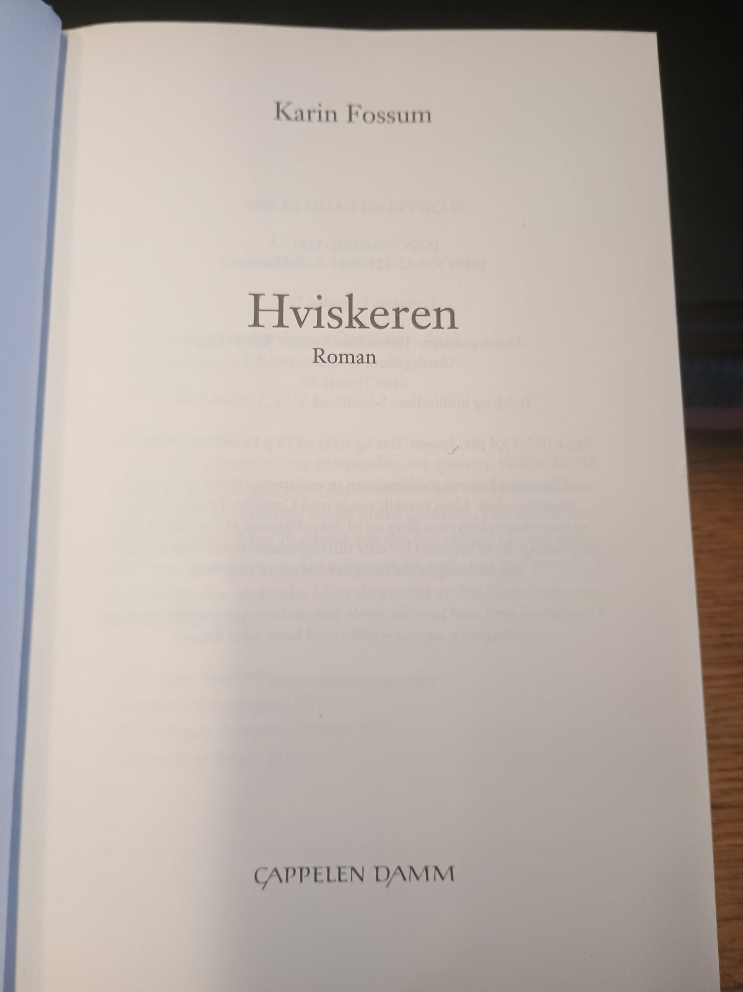 Hviskeren, Karin Fossum