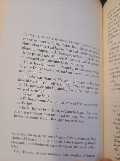 Honningfellen, Unni Lindell