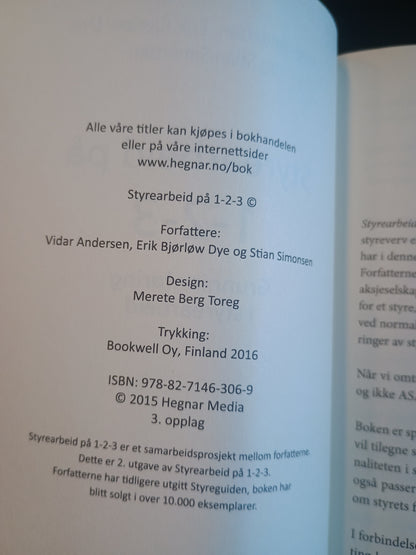 Styrearbeid på 1-2-3, Grunninnføring i styrearbeid, V. Andersen, E. B. Dye og S. Simonsen
