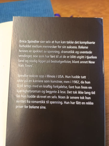 Englemorderen, Erica Spindler