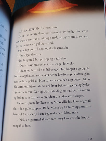 Musse og Helium, Jakten på gullosten, Camilla Brinck