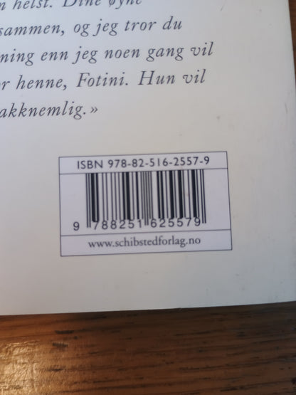 Øya, Victoria Hislop