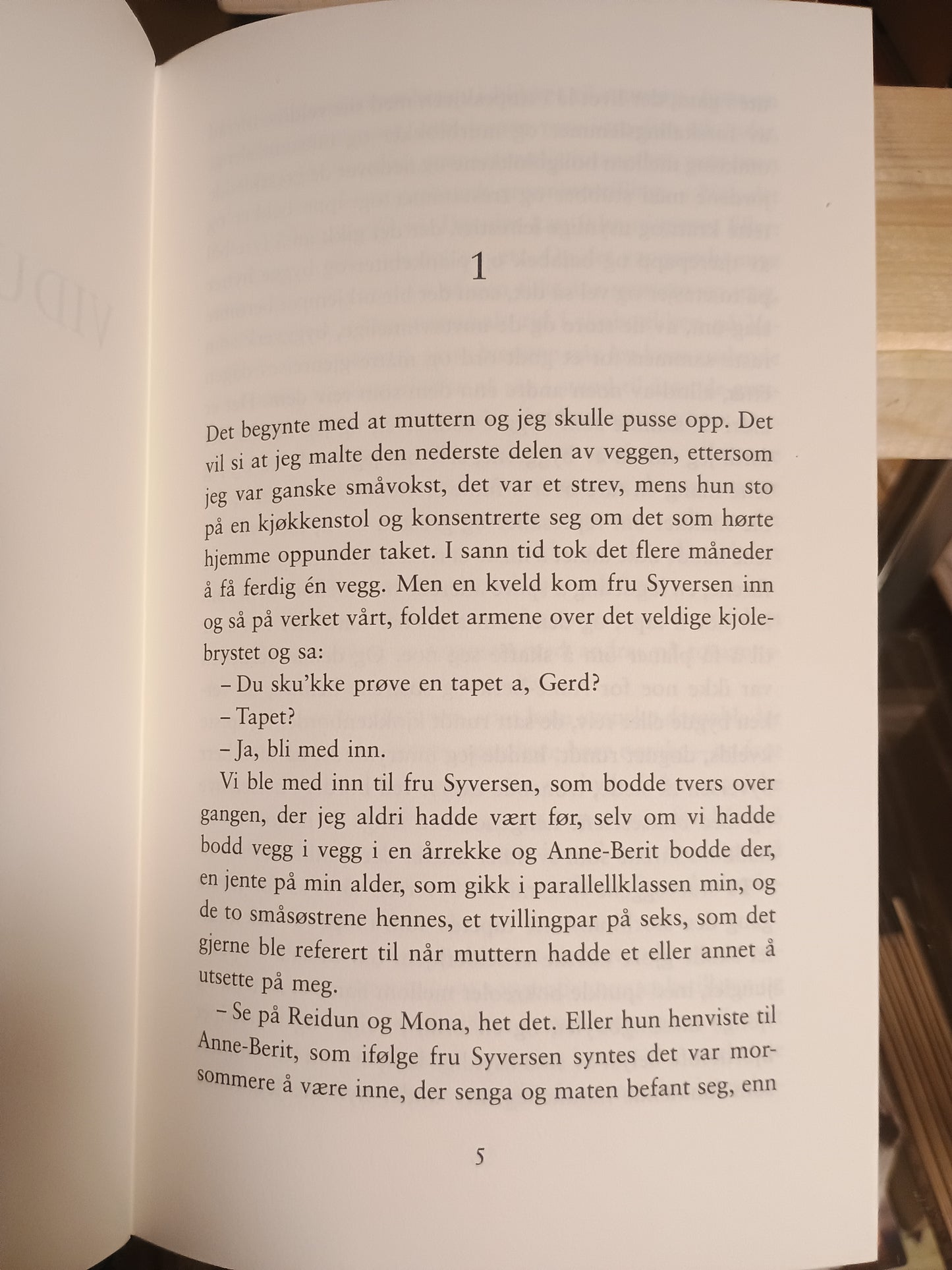 Vidunderbarn, Roy Jacobsen