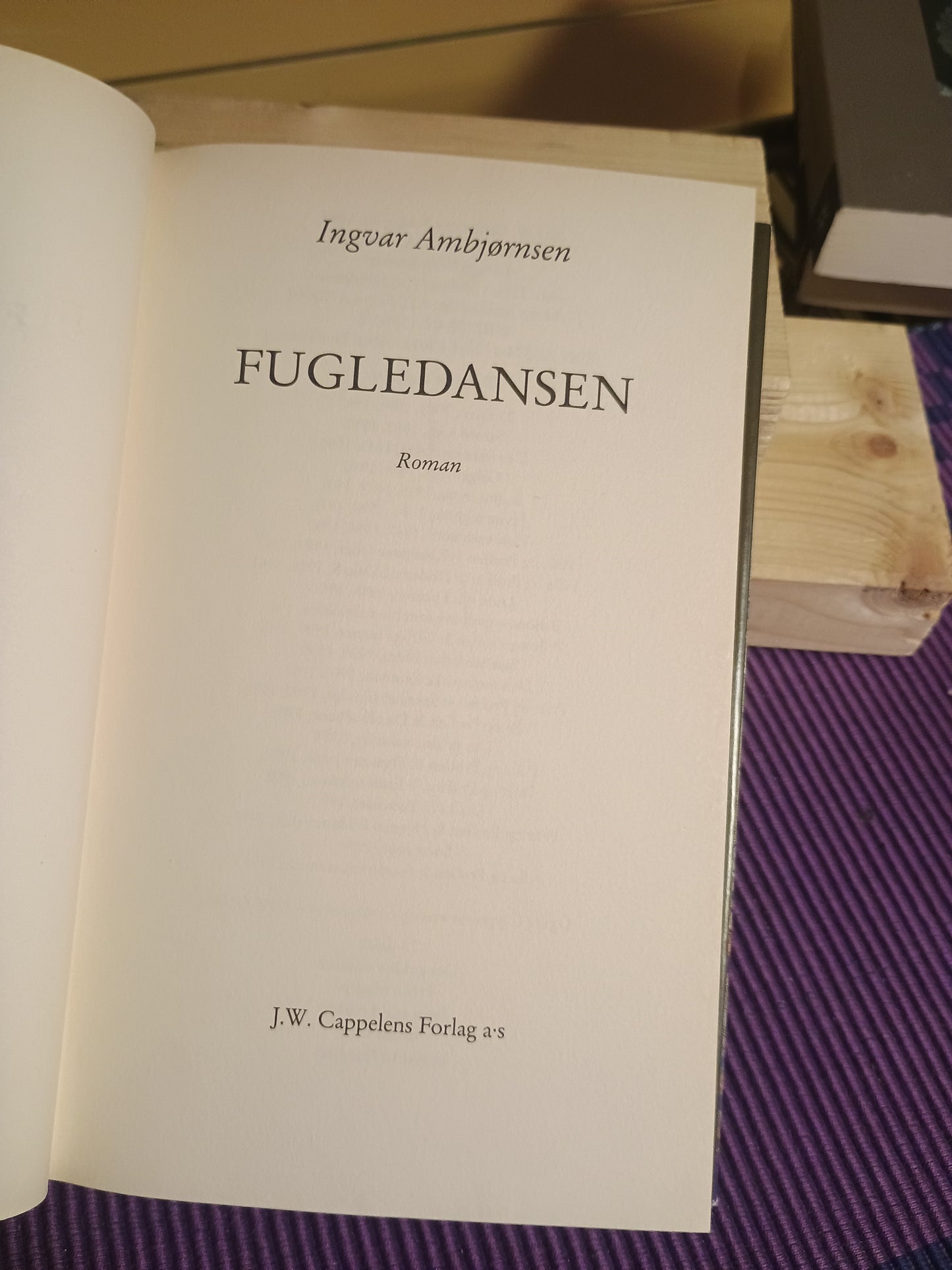 Fugledansen, Ingvar Ambjørnsen