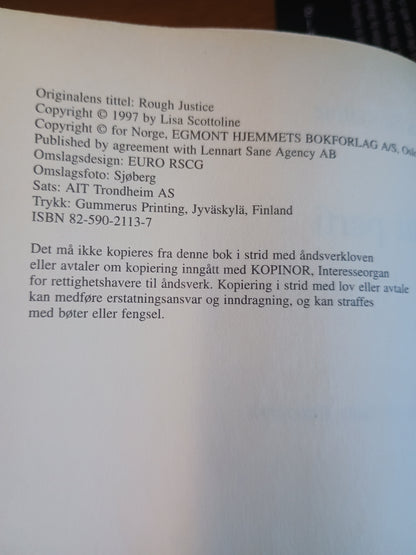 Rått Parti, Lisa Scottoline