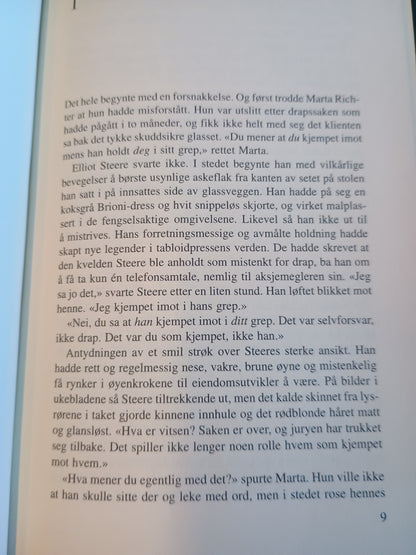 Rått Parti, Lisa Scottoline