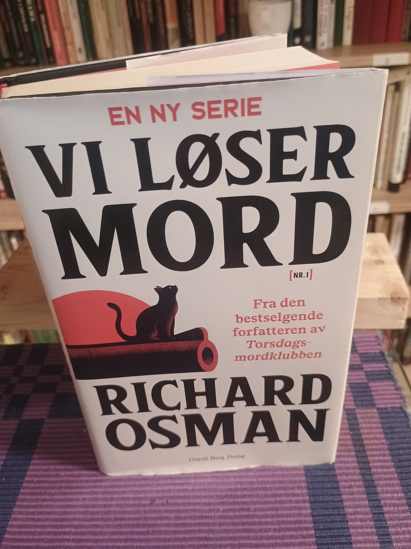 Vi løser mord, Richard Osman