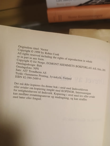 Drevet av hat, Robin Cook