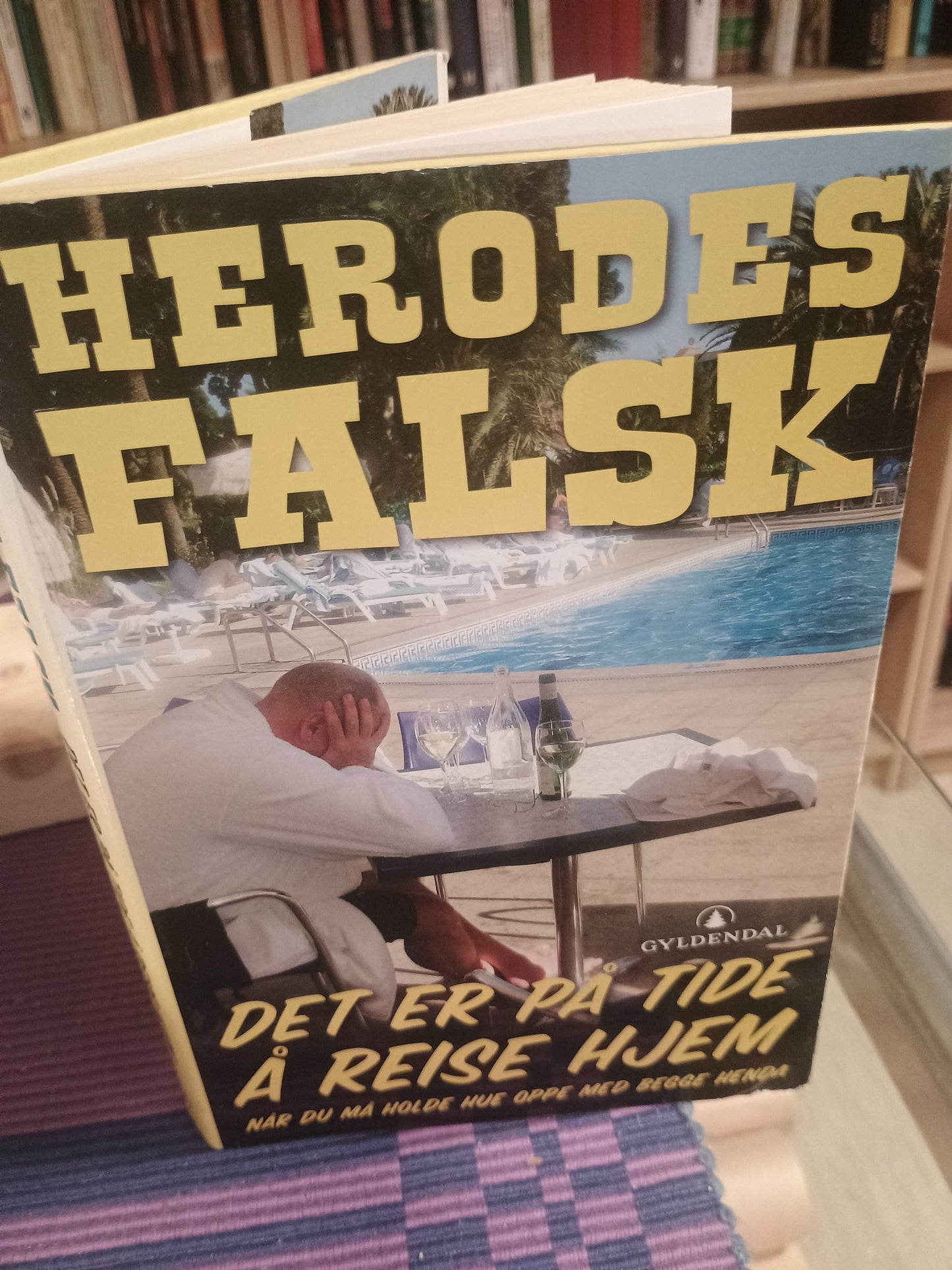 Det er på tide å reise hjem, Herodes Falsk