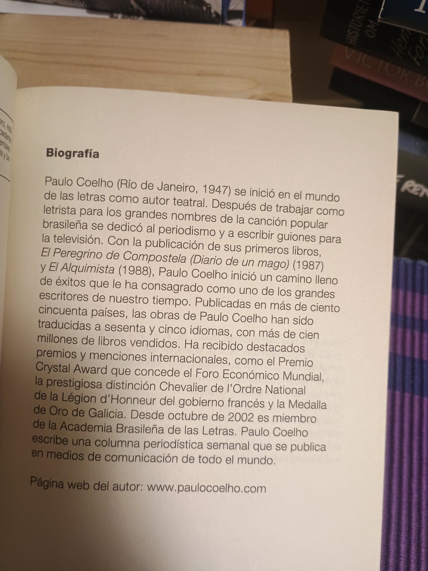 A orillas del río Piedra me senté y lloré