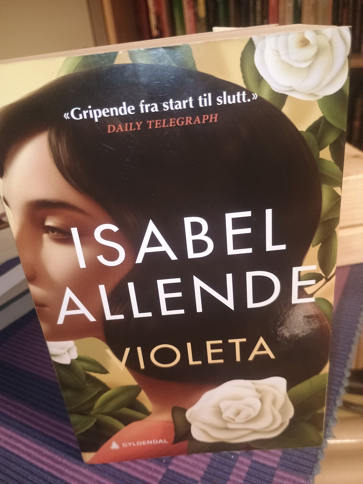 Violeta, Isabel Allende