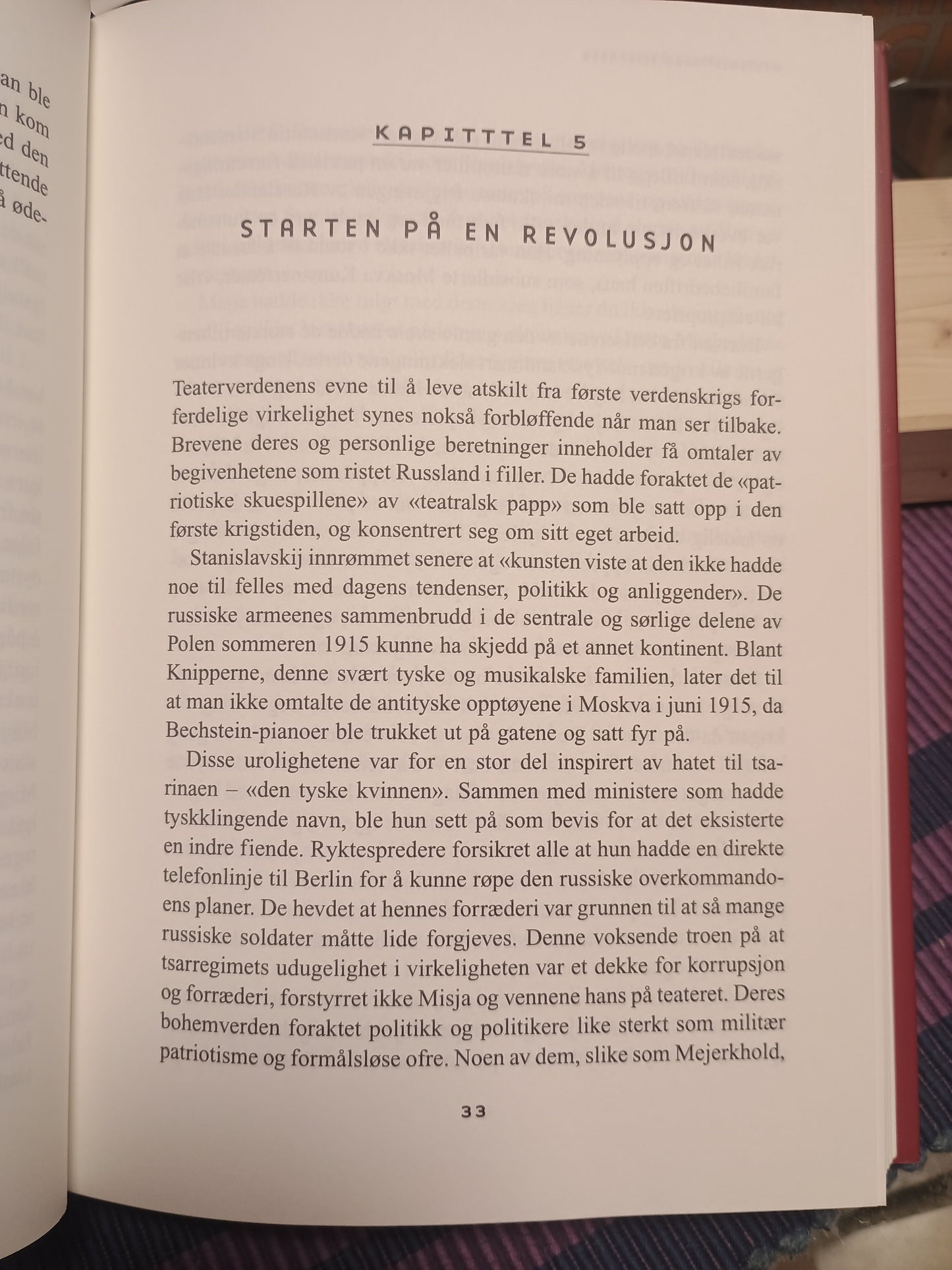 Mysteriet Olga Tsjekhova, Antony Beevor