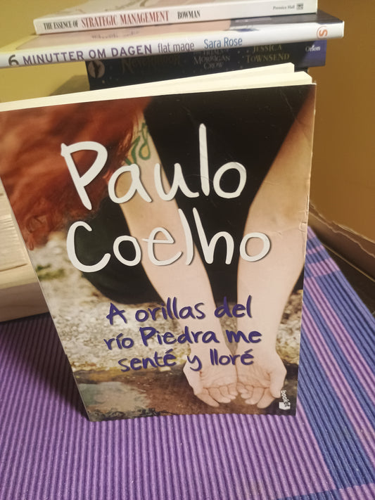 A orillas del río Piedra me senté y lloré