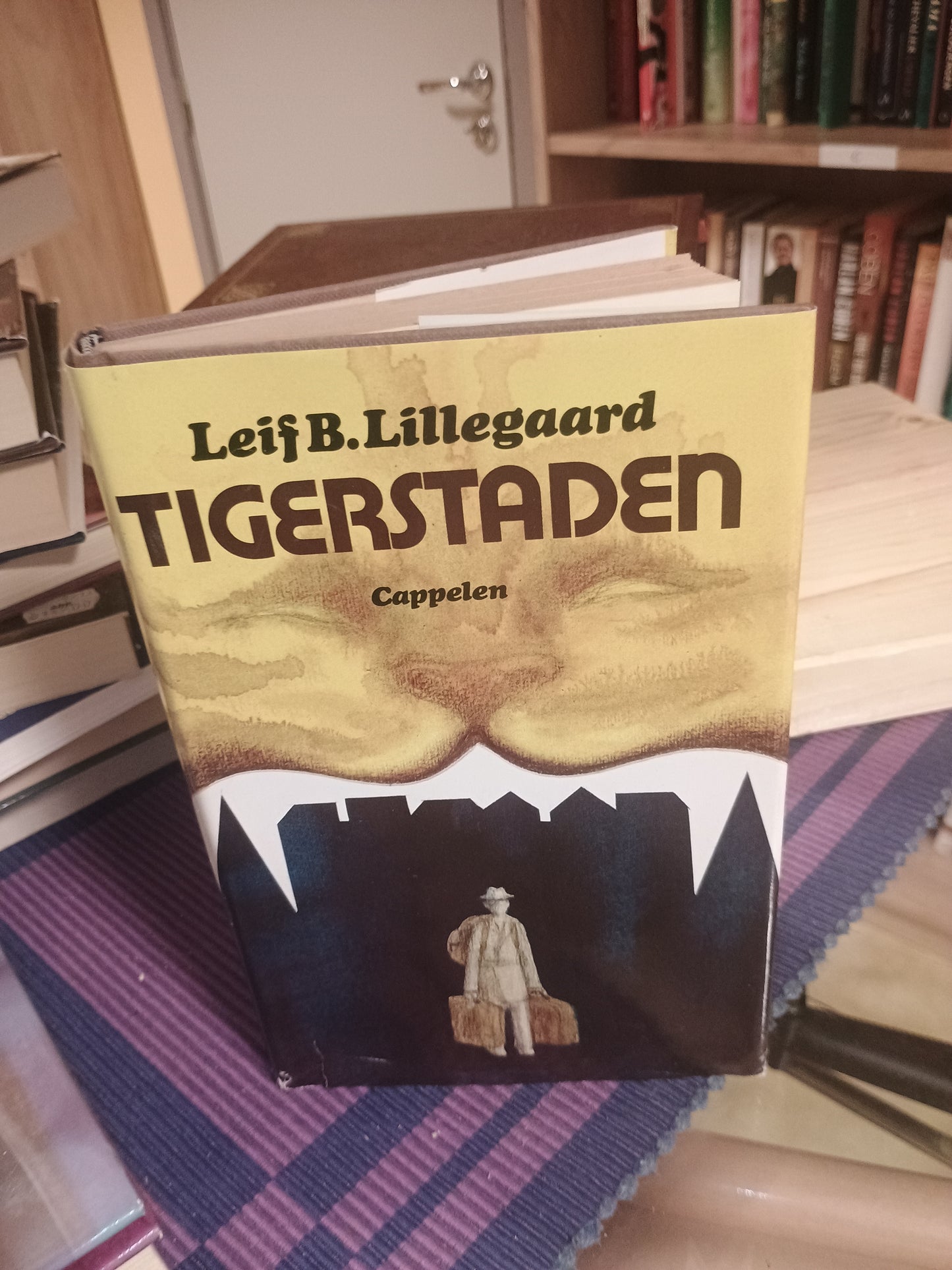 Tigerstaden, Leif B. Lillegaard