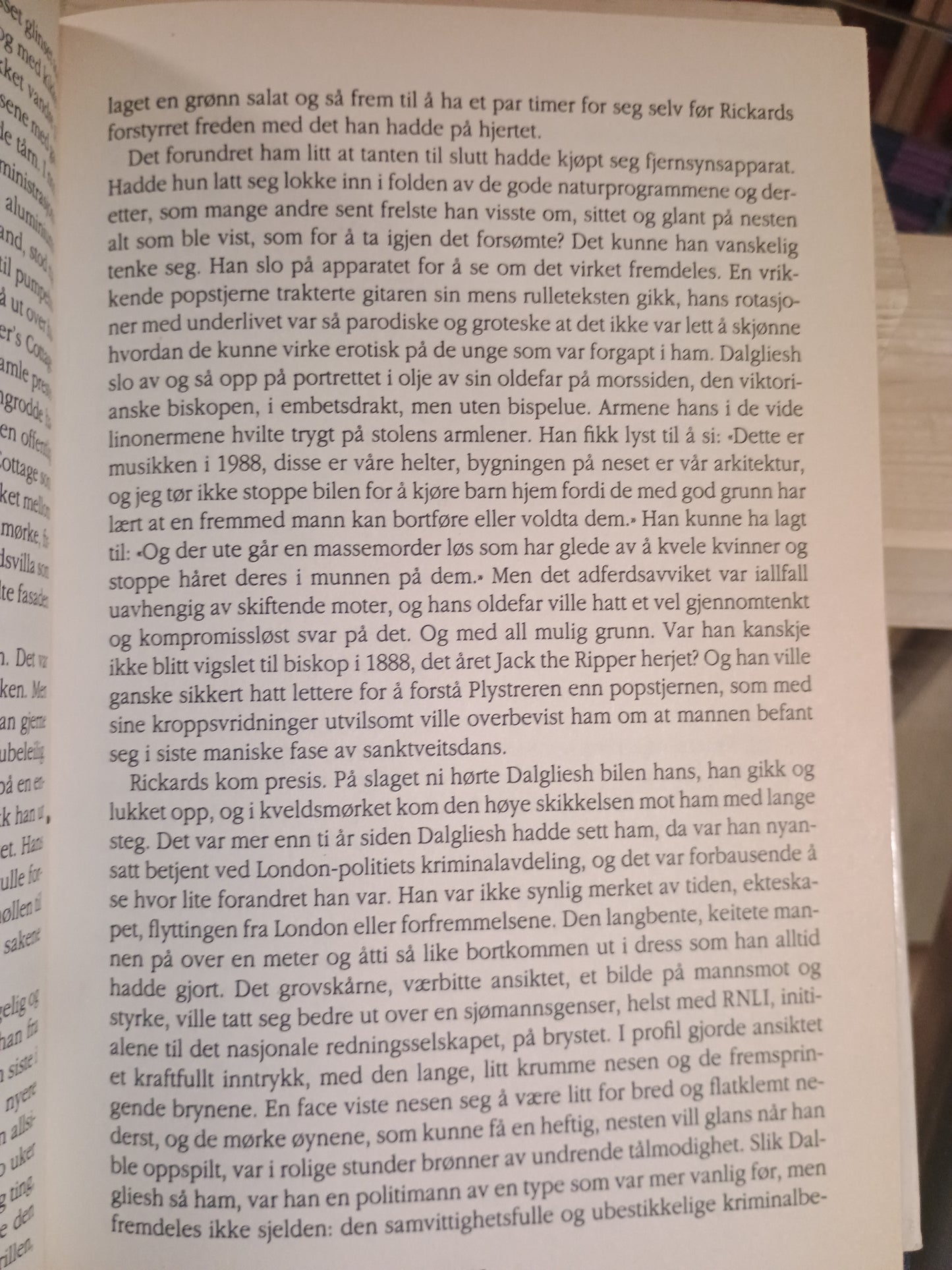 Intriger og begjær, P.D. James