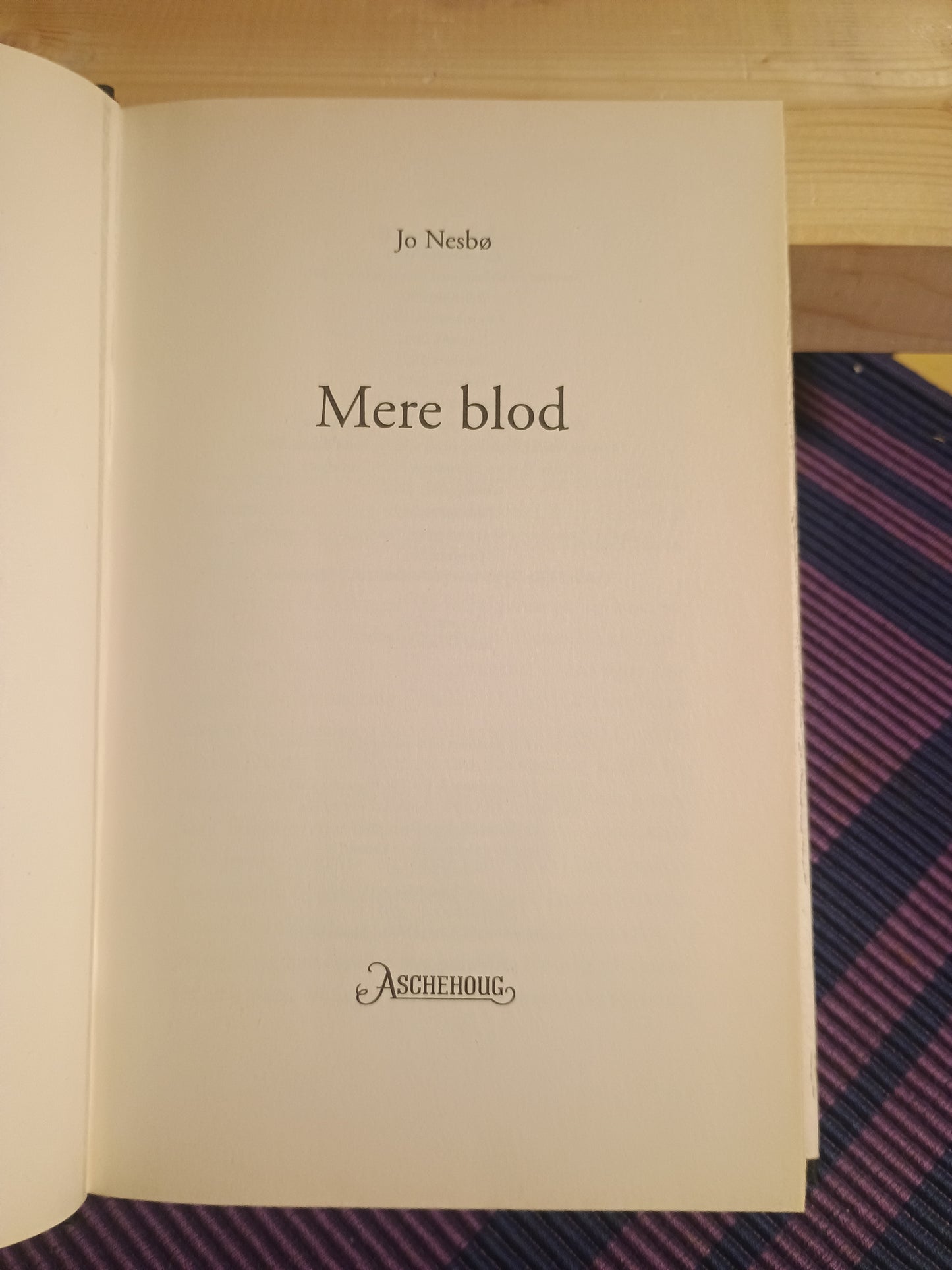 Mere blod, Jo Nesbø