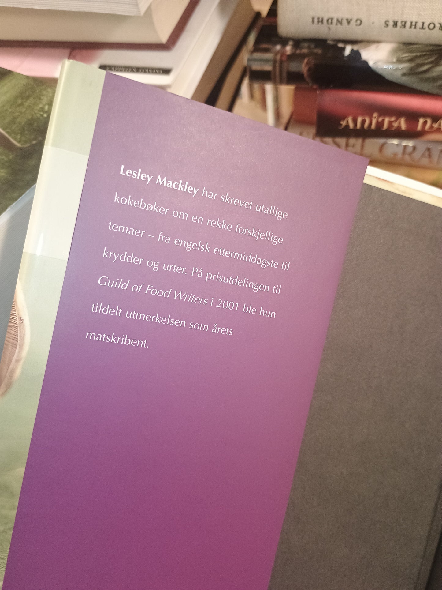 Sopp: En fristende samling med herlige retter, Lesley Mackley