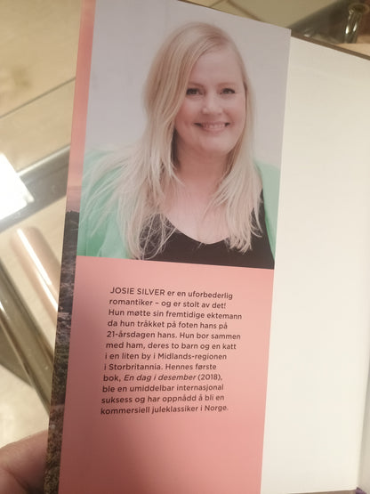 En kveld på øya, Josie Silver
