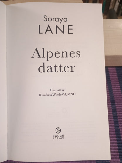 Alpenes datter, Soroya Lane