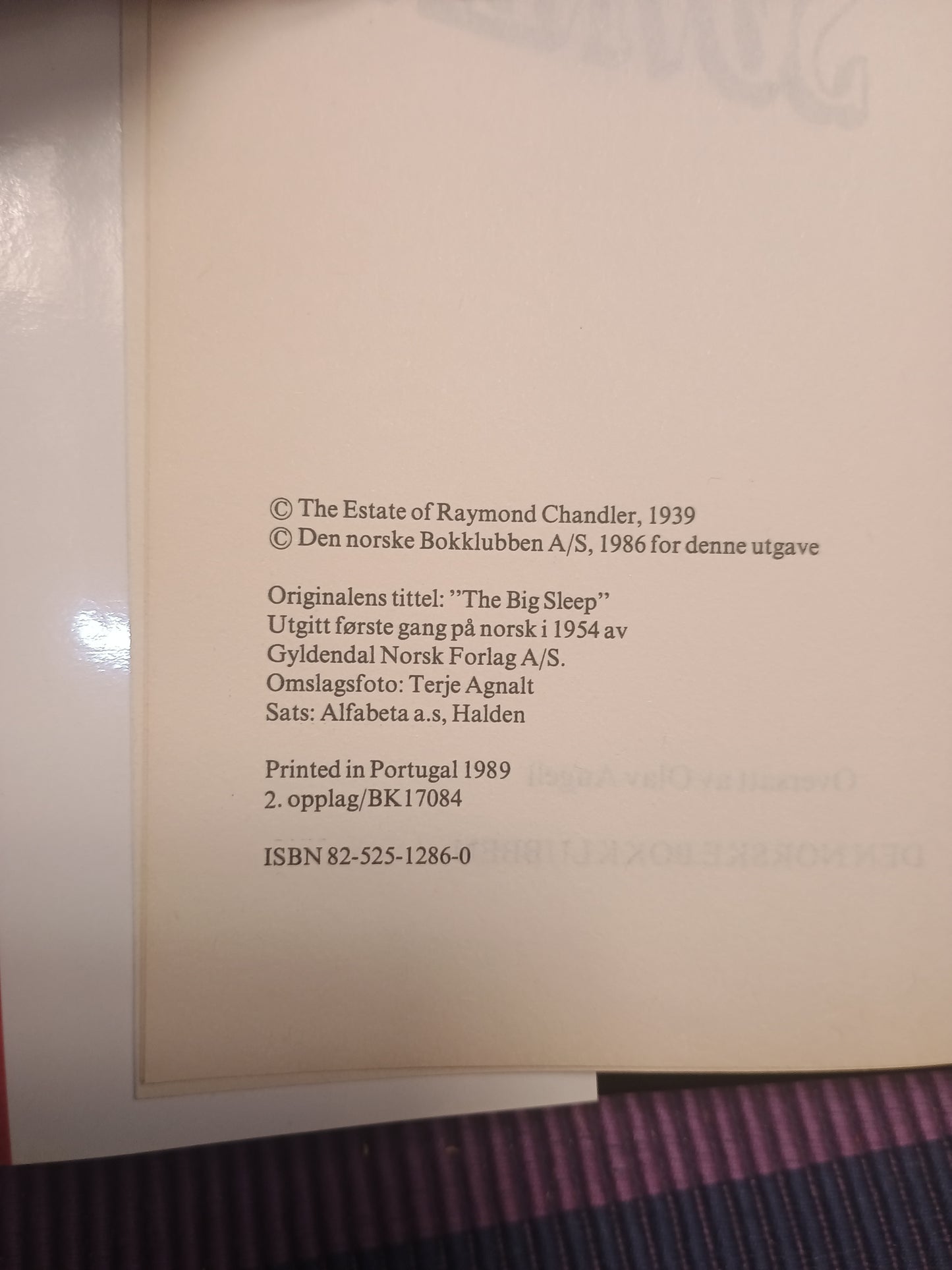 Den lange søvnen, Raymond Chandler