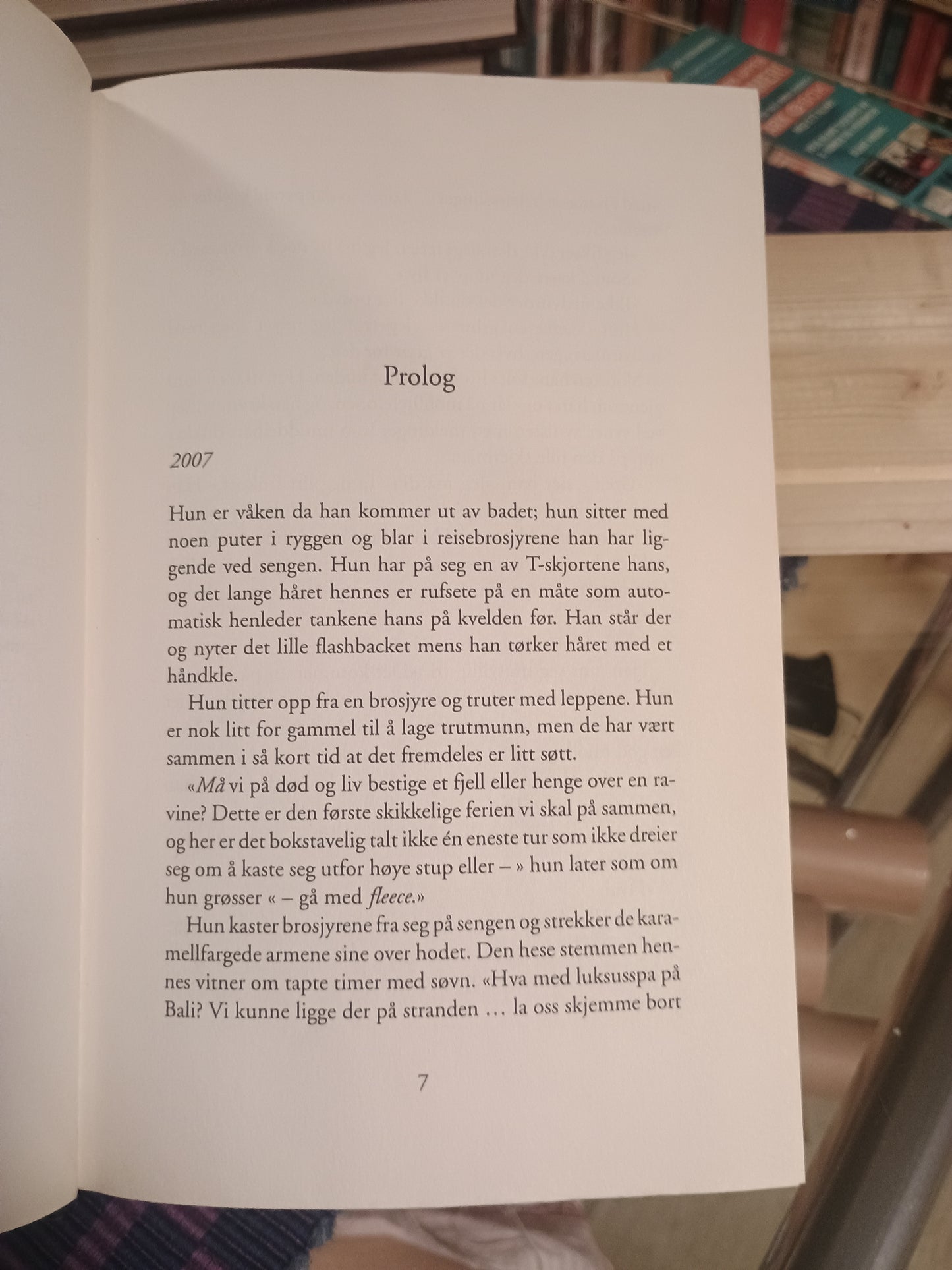 Et helt halvt år, Jojo Moyes