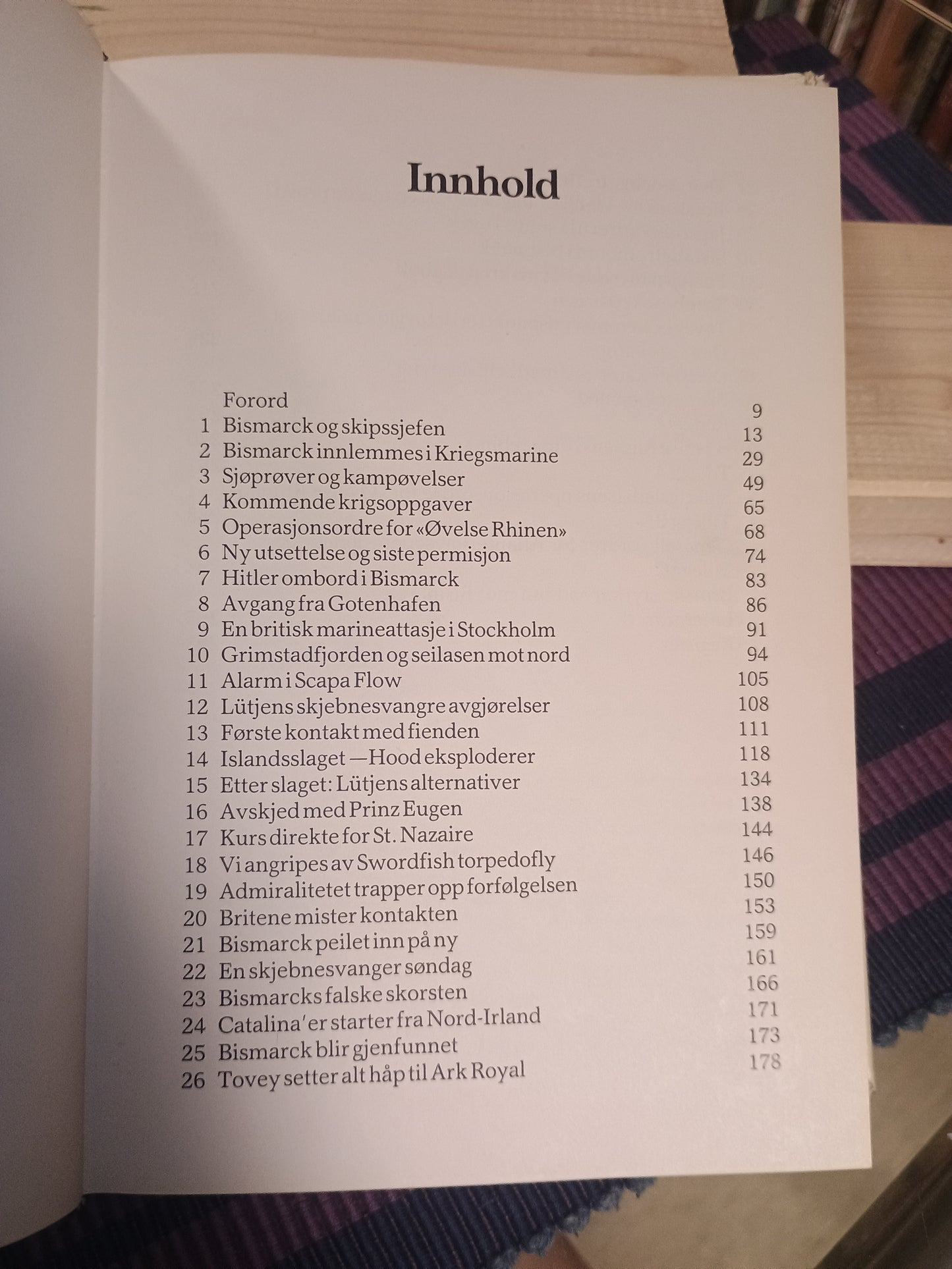 Slagskipet Bismarck: En overlevendes beretning, Baron Burkard von Müllenheim-Rechberg