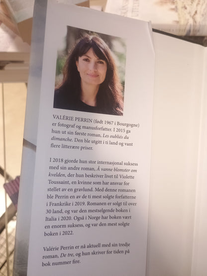 De tre, Valérie Perrin